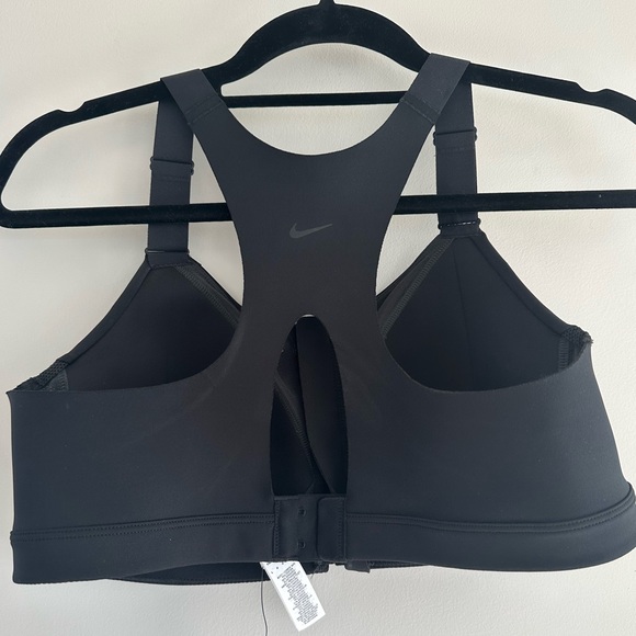NWT Nike Alpha Bra High Support Black Size L (A-B cup size) - Picture 4 of 10